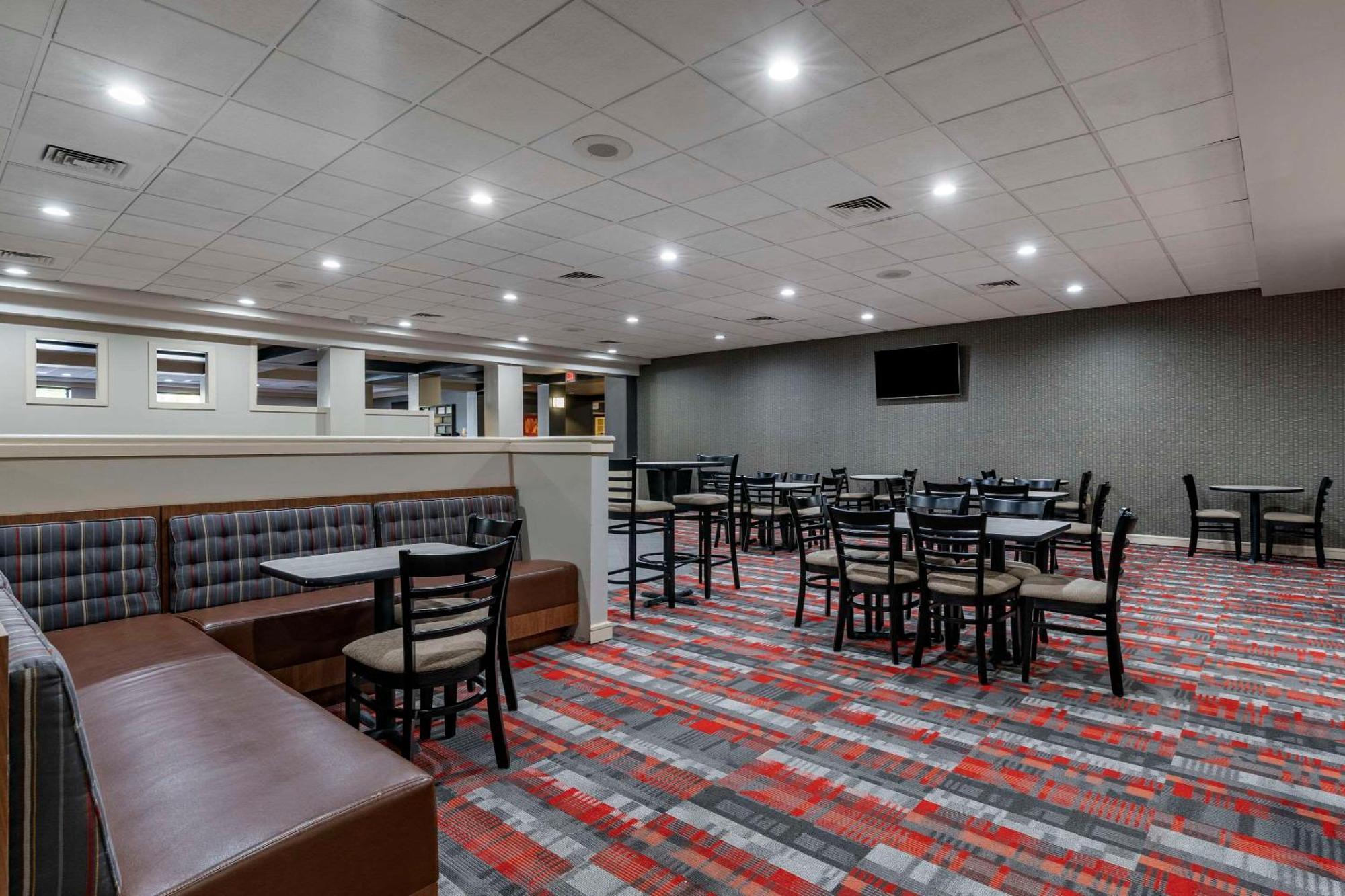Quality Inn Lexington -Horse Park Buitenkant foto