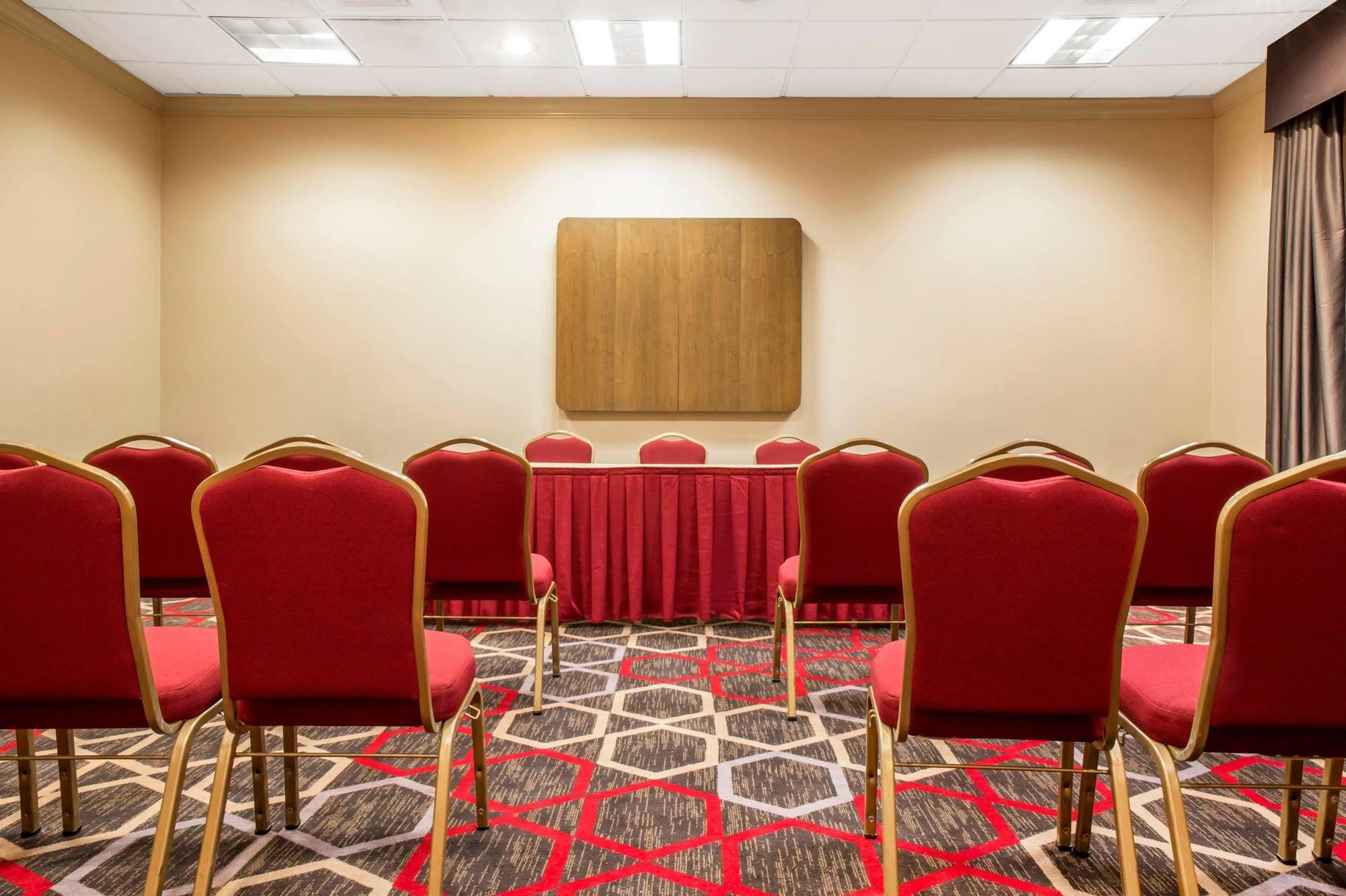 Quality Inn Lexington -Horse Park Buitenkant foto
